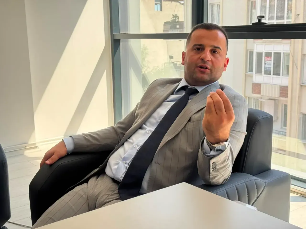 KOTO Başkan Adayı, Necmi Bulut ekibini bombaladı “Birbirlerini sevmiyorlar, makam için kopamıyorlar!”