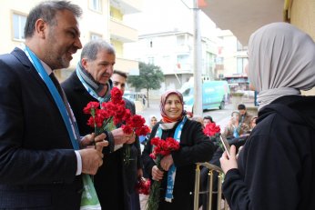 AK Parti tüm kadrolarıyla sahada