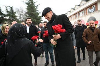 AK Parti tüm kadrolarıyla sahada