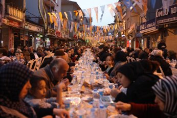 Tutuş, Kuruçeşmelilerle gönül sofrasında buluştu
