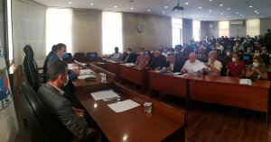 ŞEKER, KANDIRA’DA MUHTARLARLA BİR ARAYA GELDİ