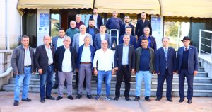 Başkan Turan Muhtarlarla el ele