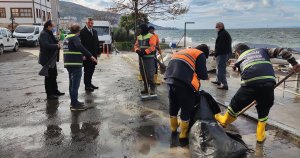 GÖLCÜK’TE LODOSUN İZLERİ SİLİNİYOR