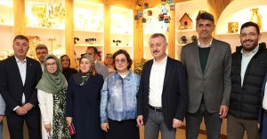 İlk alışverişi Başkan Büyükakın yaptı