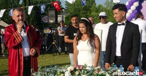 Roman çiftler toplu nikah töreniyle dünya evine girdi