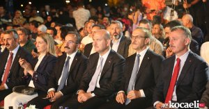 Gölcük 17 Ağustos şehitleri için tek yürek oldu