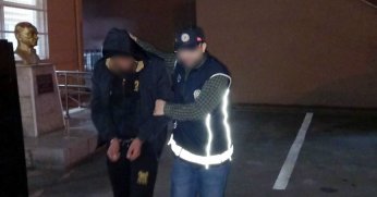 Durdurulan araçtan 8 kaçak göçmen çıktı: 2 gözaltı