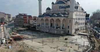 M. Ali Paşa Camiinde meydanın temeli atıldı