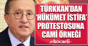 STADYUMDA SİYASET YAPMAK DOĞRU DEĞİL DİYEN ADAMALAR CAMİLERDE SİYASET YAPIYOR