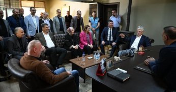 Ellibeş’e Kartepe’de büyük ilgi