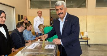 Hülagü oyunu kullandı