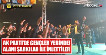 AK PARTİ’DE GENÇLER YERİNDE! ALANI ŞARKILAR İLE İNLETTİLER