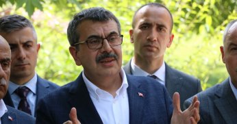 Bakan Tekin'den öğretmenlere zorunlu hizmet affı müjdesi