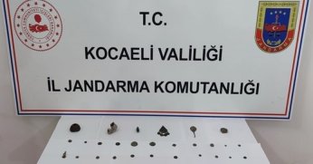 Durdurulan araçta 28 tarihi eser ele geçirildi