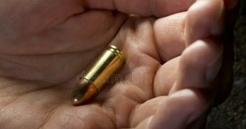 KOCAELİ'DE O İLÇE BAŞKANININ EVİNE MERMİ İSABET ETTİ!