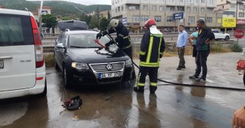 Akaryakıt istasyonunda erken müdahale faciayı önledi