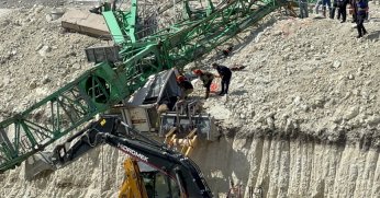 Dev vinç devrildi, ölümün arkasında ihmaller olduğu iddia edildi