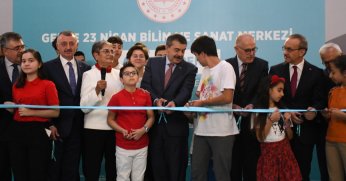 Türkiye'nin geleceğine yön verecek merkezin açılış kurdelesini Bakan Tekin kesti