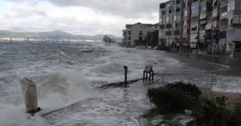 Kocaeli Valiliği fırtınaya karşı uyardı
