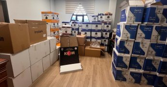 Kaçak sigara deposuna polis baskını