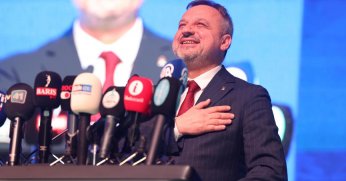 Dokuzlar: CHP ilçe başkanı  kendini muhalefet sanıyor!