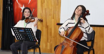 İzmit Belediyesi ‘Gülümseyen Çocuklarla Müzik Etkinlikleri’ Akmeşe’de devam etti