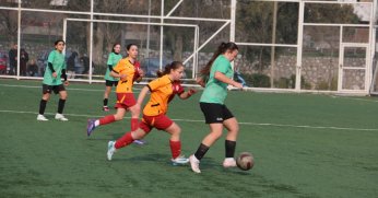 Körfezli Kızlar Galatasaray ile hazırlık maçı yaptı