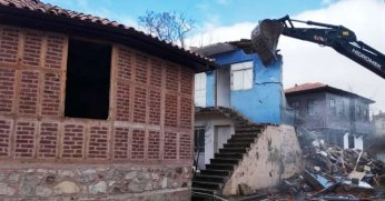 Tarihi ve Kültürel kimliğine kavuşuyor