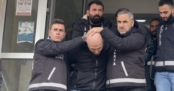 Operasyon 'da cephanelik gibi evde yakalanmışlardı