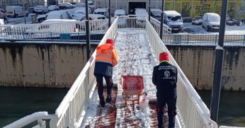 Buzlanmaya karşı 47 bin ton tuz kullandı