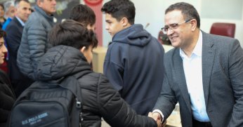 Şampiyon Alparslan’dan  Başkan Gökçe’ye Ziyaret