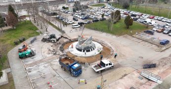 Büyükşehir’den 392 can anısına 1 Mart anıtı!