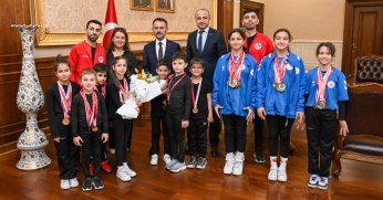  Vali İlhami Aktaş’a ziyaret