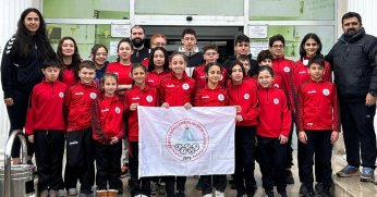 Körfezli genç yüzücüler Kırklareli’de destan yazdılar