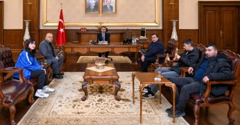 Engelsiz Yüreklerden Vali Aktaş’a Anlamlı Ziyaret