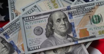 Dövizde Dalgalanma Sürüyor: Dolar ve Euro Yeni Güne Yükselişle Başladı!