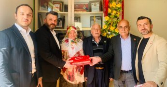 İzmit Belediyesi şehit ailelerini yalnız bırakmıyor