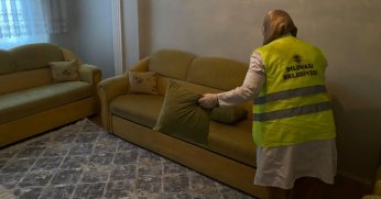 Dilovası Belediyesi'nden Yaşlı ve Engellilere Temizlik Hizmeti Desteği
