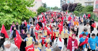 Derince’de 19 Mayıs Şölen Havasında Kutlanıyor