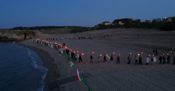Geçmişte Kaldı Sanıldı, Oysa Acısı Hâlâ İlk Günkü Gibi