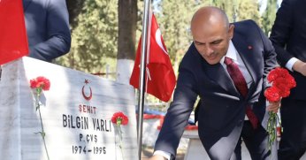 Vatan İçin Can Veren Kahramanlar Arefe Günü Unutulmadı!