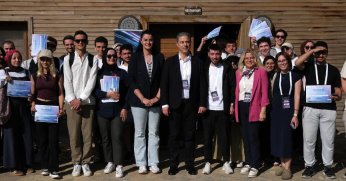 Genç zihinler yapay zekâyı konuştu