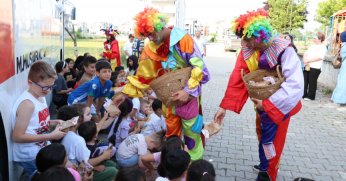 Kartepe’de Mahalle Mahalle Bayram Neşesi  