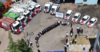 Dilovası Belediyesi Yeni Araçlarını Tanıttı