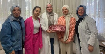 Kadın Kollarından Üniversite Adaylarına Moral Ziyareti
