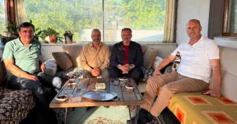 Başkan Dokuzlar'dan Hacdan Dönen Vatandaşlara Ziyaret