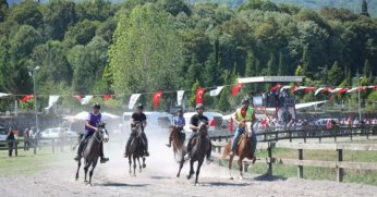 RAHVAN AT HEYECANI 13 TEMMUZ'DA GÖLCÜK'TE YAŞANACAK!