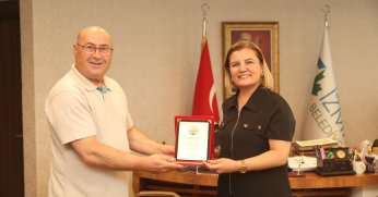 Fatma Başkan’a Fahri Karslılık beratı