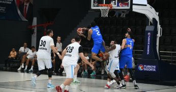  Çayırova Belediyesi, hazırlık maçında Balıkesir Büyükşehir Belediyespor'u mağlup etti