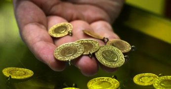 Altın rekor kırmaya devam ediyor